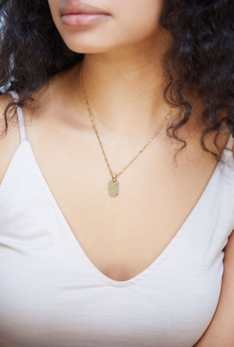 Gold Treasure - Oval Necklace